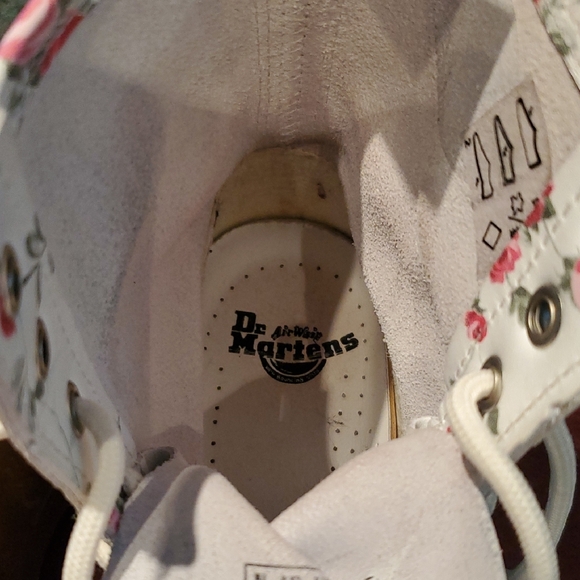 doc marten genuine leather creamy white rose floral combat boots womens 7  11821 - Picture 5 of 11